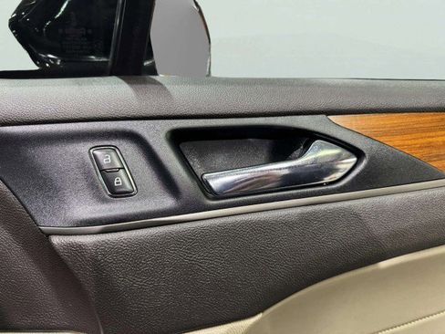 Used 2019 Lincoln MKC Select w/ Select Plus Package image 55