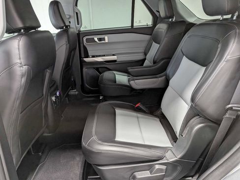 Certified 2023 Ford Explorer XLT w/ Equipment Group 202A AWD/4WD image 23