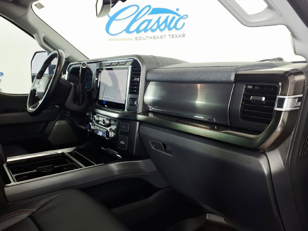 Used 2023 Ford F250 Lariat w/ Lariat Ultimate Package AWD/4WD image 9
