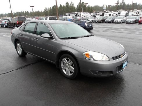 Used 2006 Chevrolet Impala LT FWD image 7