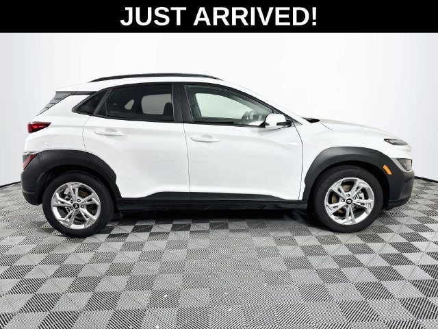 Certified 2023 Hyundai Kona SEL w/ Convenience Package FWD image 9