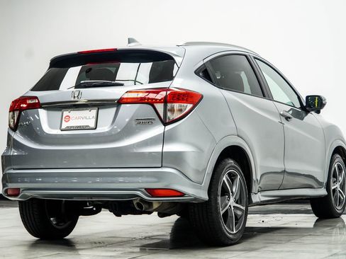 Used 2019 Honda HR-V Touring image 12