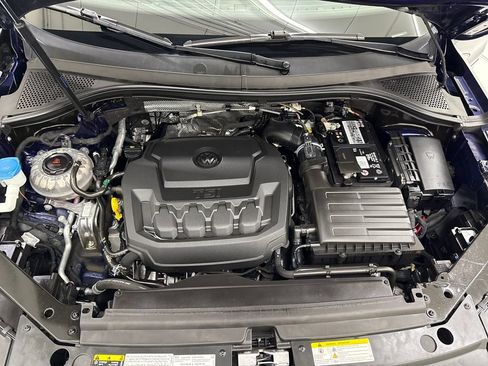Used 2021 Volkswagen Tiguan SEL Premium R-Line AWD/4WD image 12