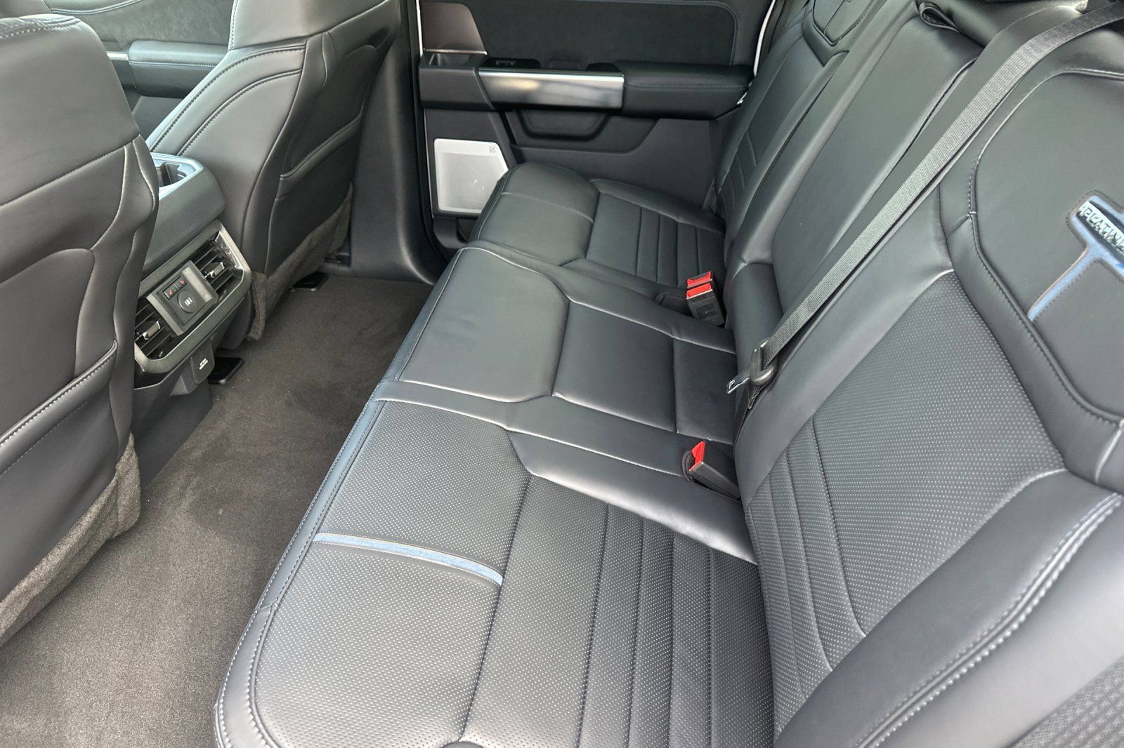 New 2026 Ford F250 Platinum AWD/4WD image 12