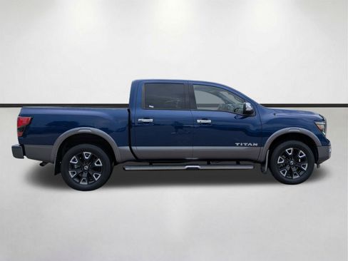 Used 2021 Nissan Titan Platinum Reserve w/ Moonroof Package AWD/4WD image 3