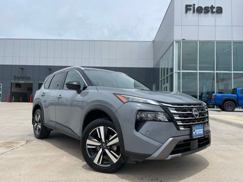 Certified 2024 Nissan Rogue SL AWD/4WD image 1