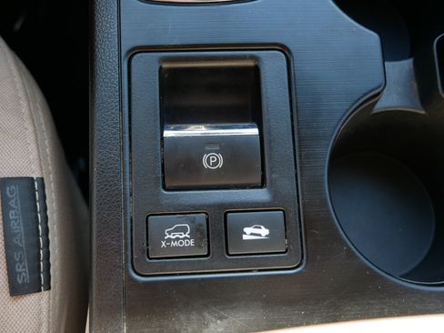 Used 2016 Subaru Outback 2.5i Premium AWD/4WD image 31