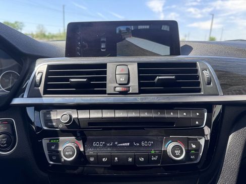 Used 2017 BMW 328d xDrive Sedan w/ Premium Package AWD/4WD image 20