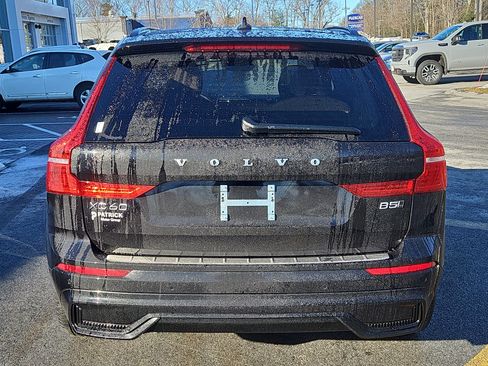 Used 2025 Volvo XC60 B5 Ultra w/ Protection Package Premier image 30