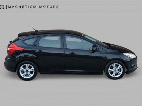 Used 2014 Ford Focus SE FWD image 3