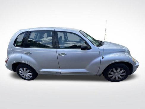 Used 2007 Chrysler PT Cruiser FWD image 4