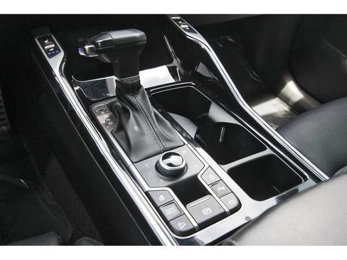 Used 2024 Kia Sorento SX Prestige AWD/4WD image 32