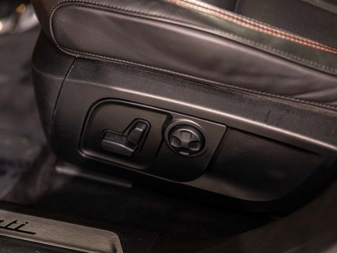 Used 2019 Maserati Levante S GranSport image 24