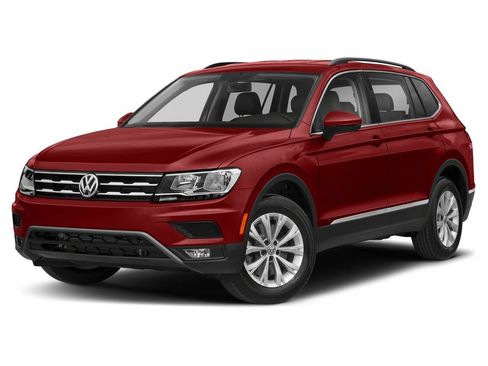 Used 2019 Volkswagen Tiguan S w/ Driver Assistance Package FWD image 2