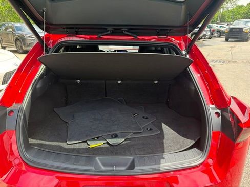 Used 2025 Lexus UX 300h FWD w/ Accessory Package (Z2) image 39