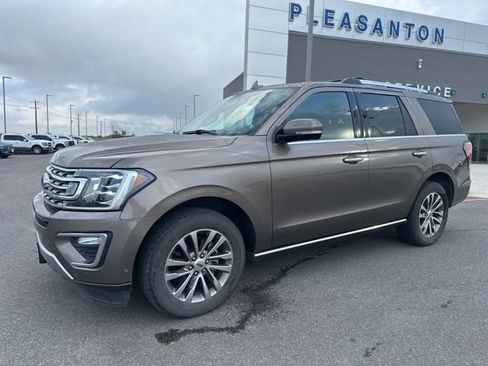 Used 2018 Ford Expedition Limited w/ Equipment Group 301A image 1