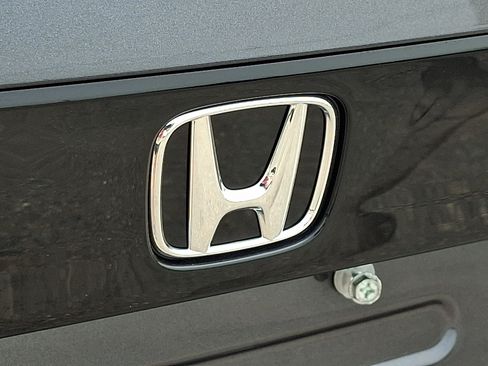 Certified 2025 Honda Accord SE image 30