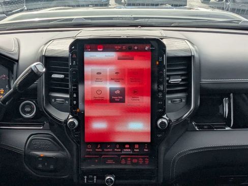 New 2026 RAM 2500 Limited AWD/4WD image 17