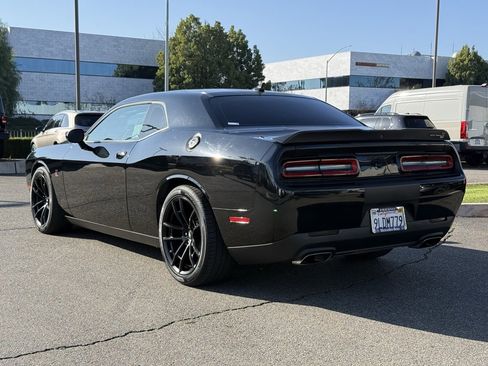 Used 2022 Dodge Challenger R/T Scat Pack w/ Dynamics Package image 8