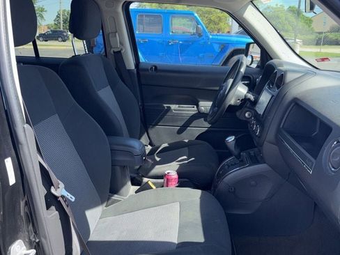 Used 2014 Jeep Patriot Sport FWD image 18
