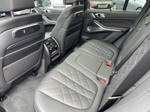 Used 2026 BMW X5 M60i AWD/4WD image 16