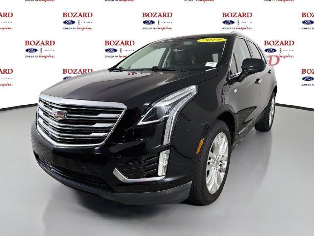 Used 2019 Cadillac XT5 Premium Luxury FWD image 4
