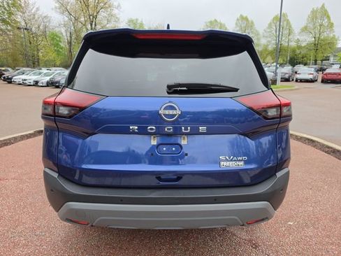Used 2023 Nissan Rogue SV AWD/4WD image 4