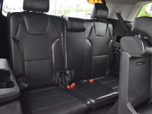Used 2022 Kia Telluride LX AWD/4WD image 14