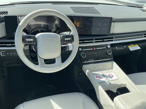 New 2026 Hyundai Santa Fe SE FWD image 6