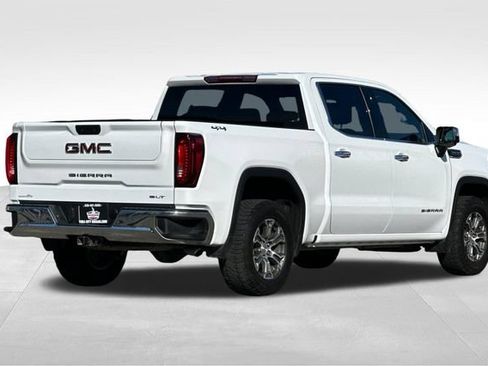 Used 2024 GMC Sierra 1500 SLT AWD/4WD image 4