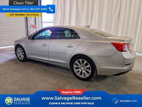 Used 2015 Chevrolet Malibu LT w/ Leather Package FWD image 3
