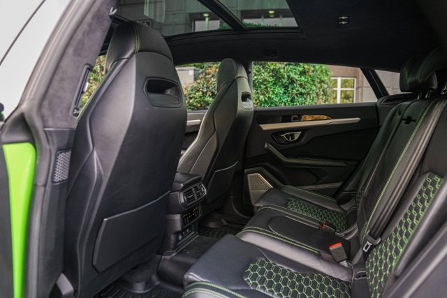Used 2021 Lamborghini Urus AWD/4WD image 54
