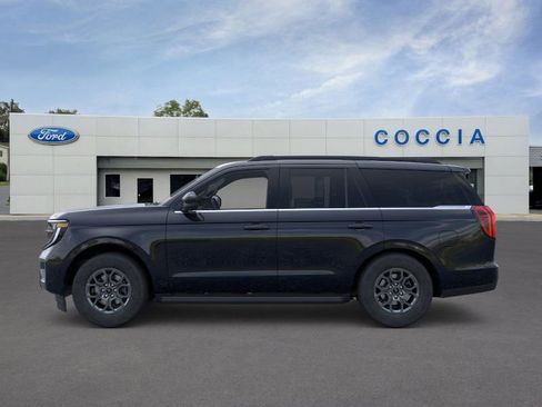 New 2026 Ford Expedition Active image 3