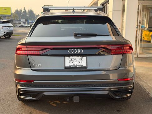 Used 2020 Audi Q8 Prestige w/ Prestige Package AWD/4WD image 4