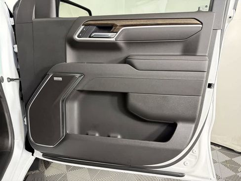 New 2026 GMC Sierra 1500 Elevation w/ Elevation Premium Package image 23