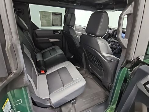 Used 2022 Ford Bronco Black Diamond image 35