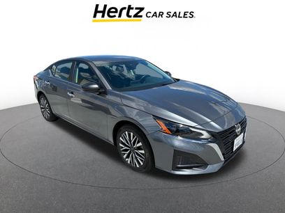 Used 2025 Nissan Altima 2.5 SV