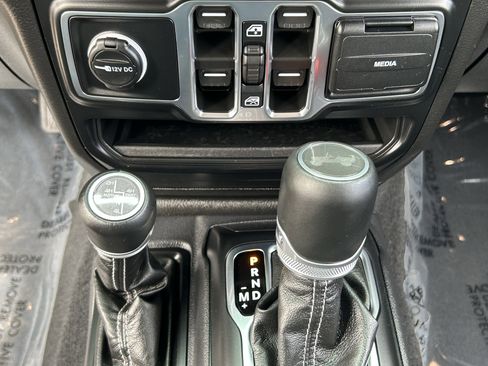 Certified 2023 Jeep Wrangler Sahara image 24