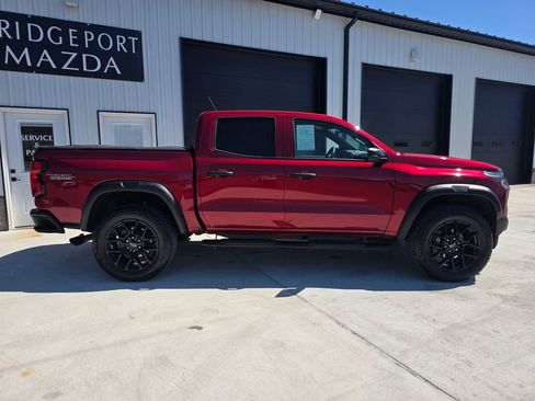 Used 2024 Chevrolet Colorado Trail Boss w/ LPO, Dark Essentials Package AWD/4WD image 4