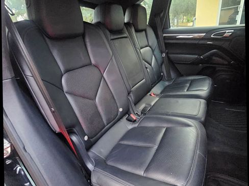 Used 2013 Porsche Cayenne GTS image 18
