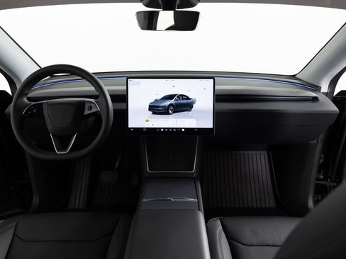 Used 2026 Tesla Model Y AWD image 35