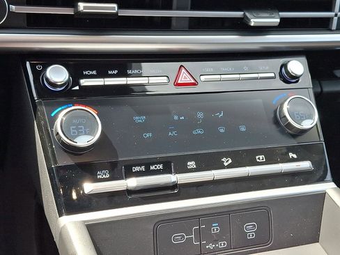 New 2026 Hyundai Santa Fe SE image 10