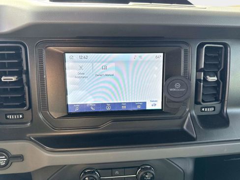 Used 2022 Ford Bronco Big Bend image 17