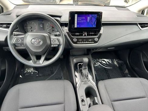 Certified 2025 Toyota Corolla LE FWD image 16