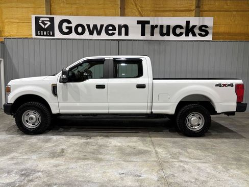 Used 2021 Ford F250 XL w/ Power Equipment Group AWD/4WD image 2