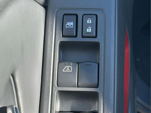 New 2025 Nissan Frontier PRO-4X w/ Pro Convenience Package image 16