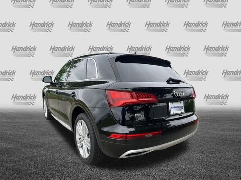 Used 2019 Audi Q5 2.0T Premium Plus w/ Premium Plus Package AWD/4WD image 8