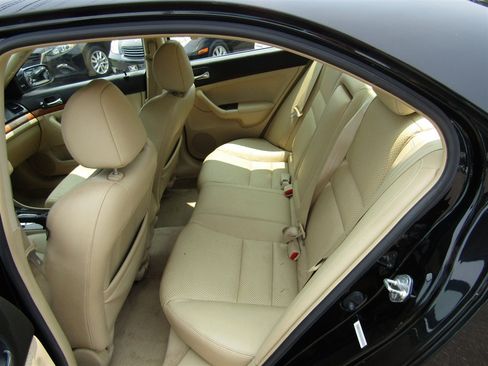 Used 2008 Acura TSX w/ Navigation FWD image 18