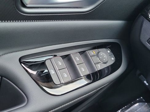 Certified 2025 Nissan Murano SV image 15