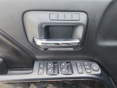 Used 2016 GMC Sierra 2500 Denali w/ Duramax Plus Package image 22